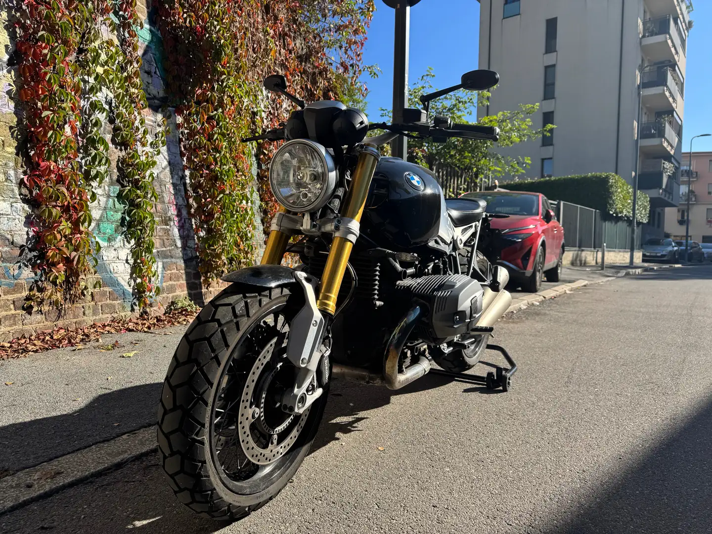 BMW R nineT Fekete - 2