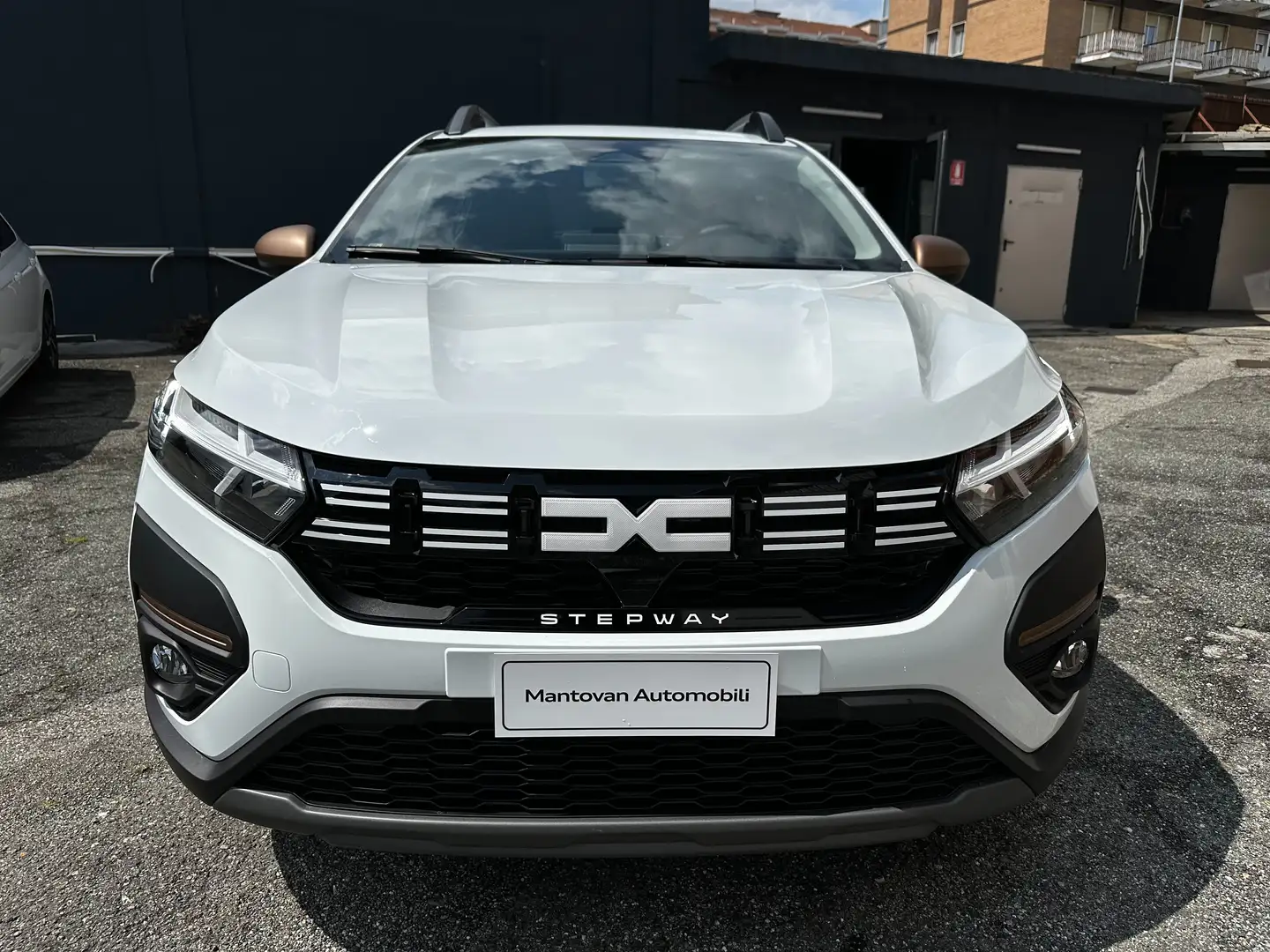 Dacia Sandero Stepway 1.0 tce Extreme Eco-g 100cv Promo Bianco - 2