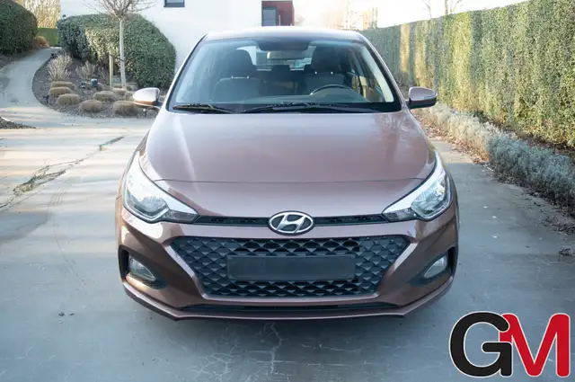 Hyundai i20 view 3