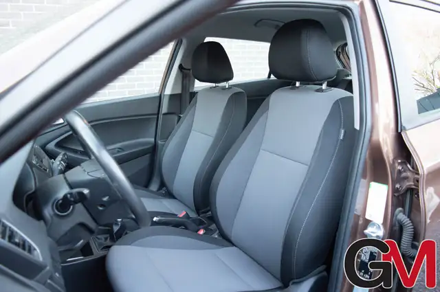 Hyundai i20 view 7