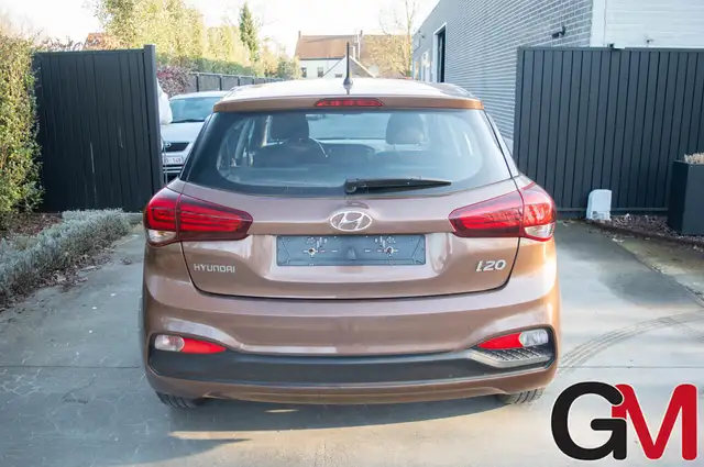 Hyundai i20 view 5