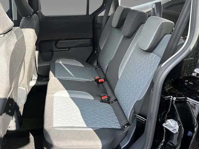 Ford Tourneo Courier view 10