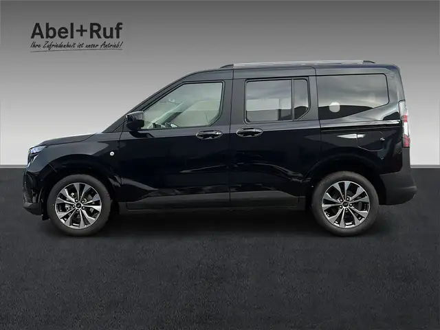 Ford Tourneo Courier view 5