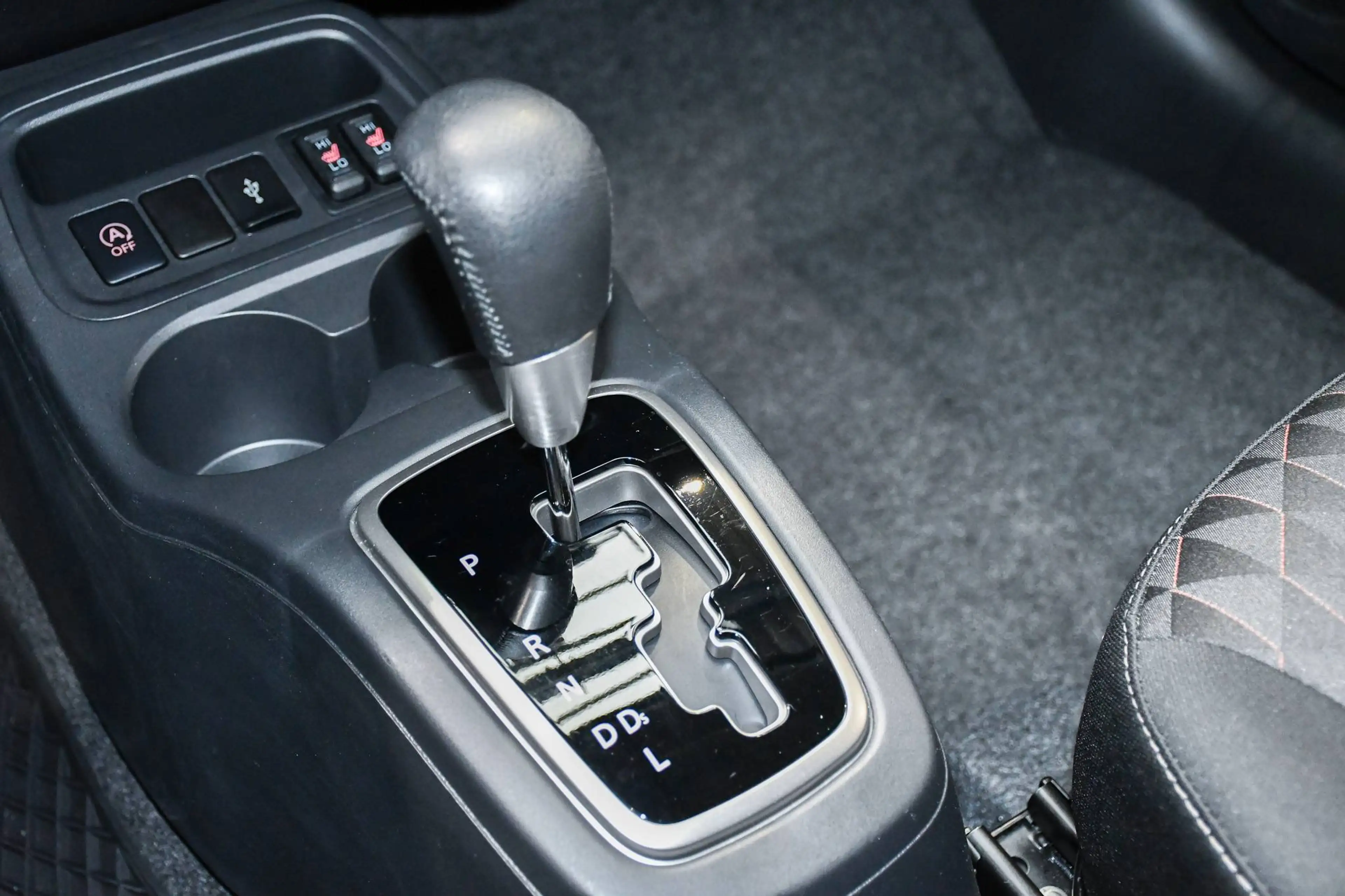 Mitsubishi Space Star Space Star 1.2i Instyle CVT Automaat - NAVIGATIE / SMARTLINK / AIRCO / CC — photo 13
