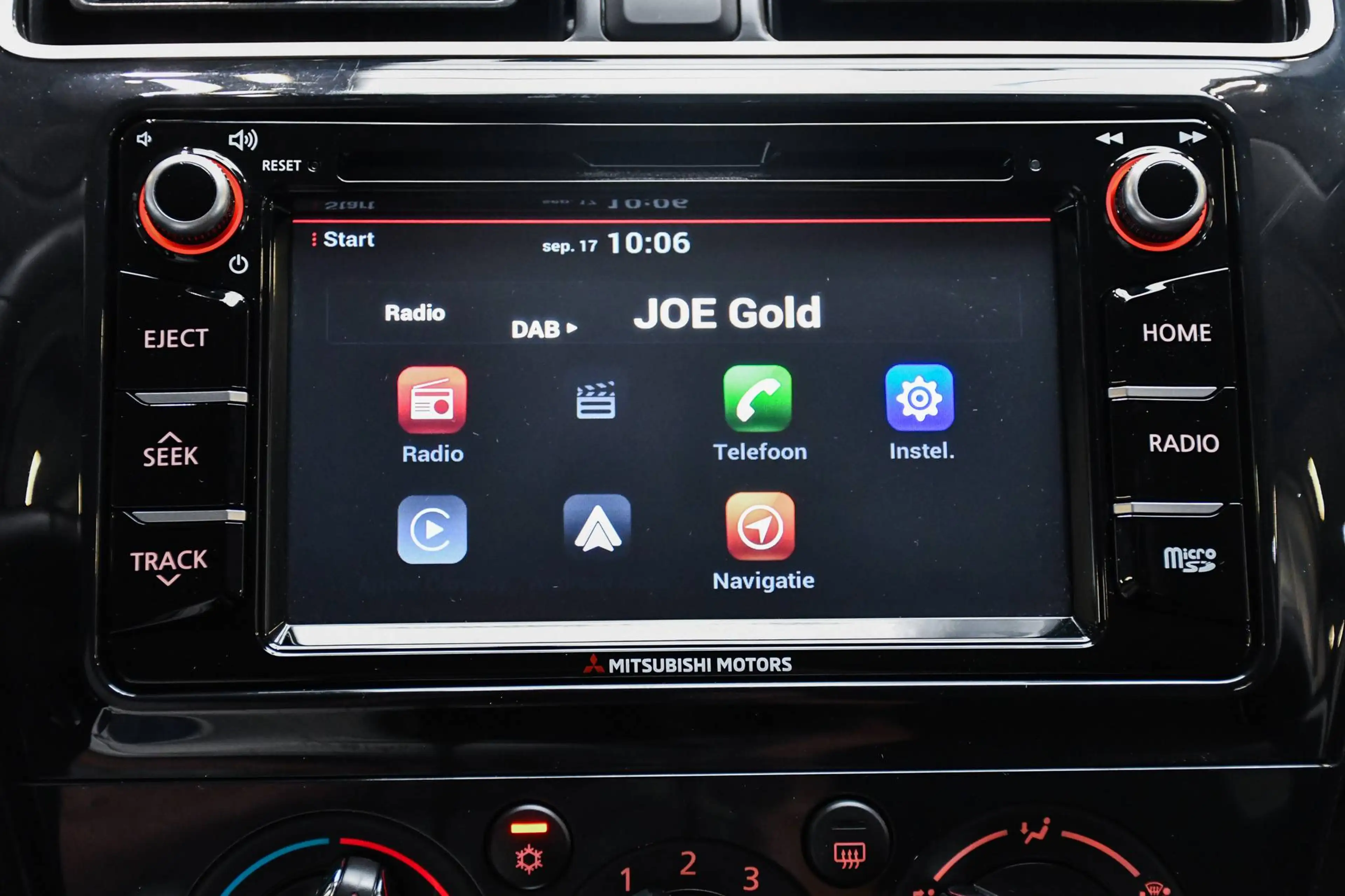 Mitsubishi Space Star Space Star 1.2i Instyle CVT Automaat - NAVIGATIE / SMARTLINK / AIRCO / CC — photo 10
