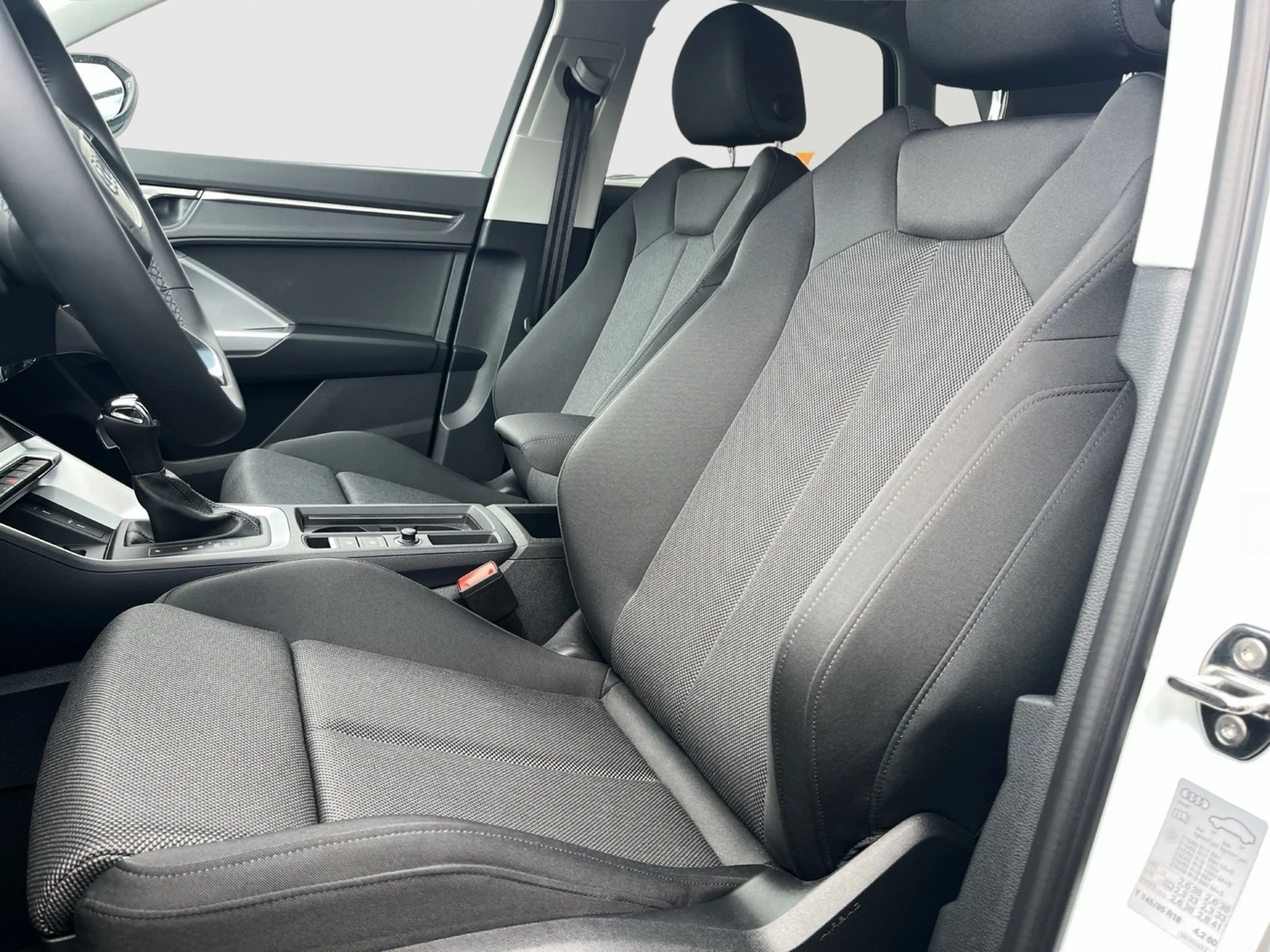 Audi Q3 advanced 35 TFSI 110(150) kW(PS)S tronic — photo 5