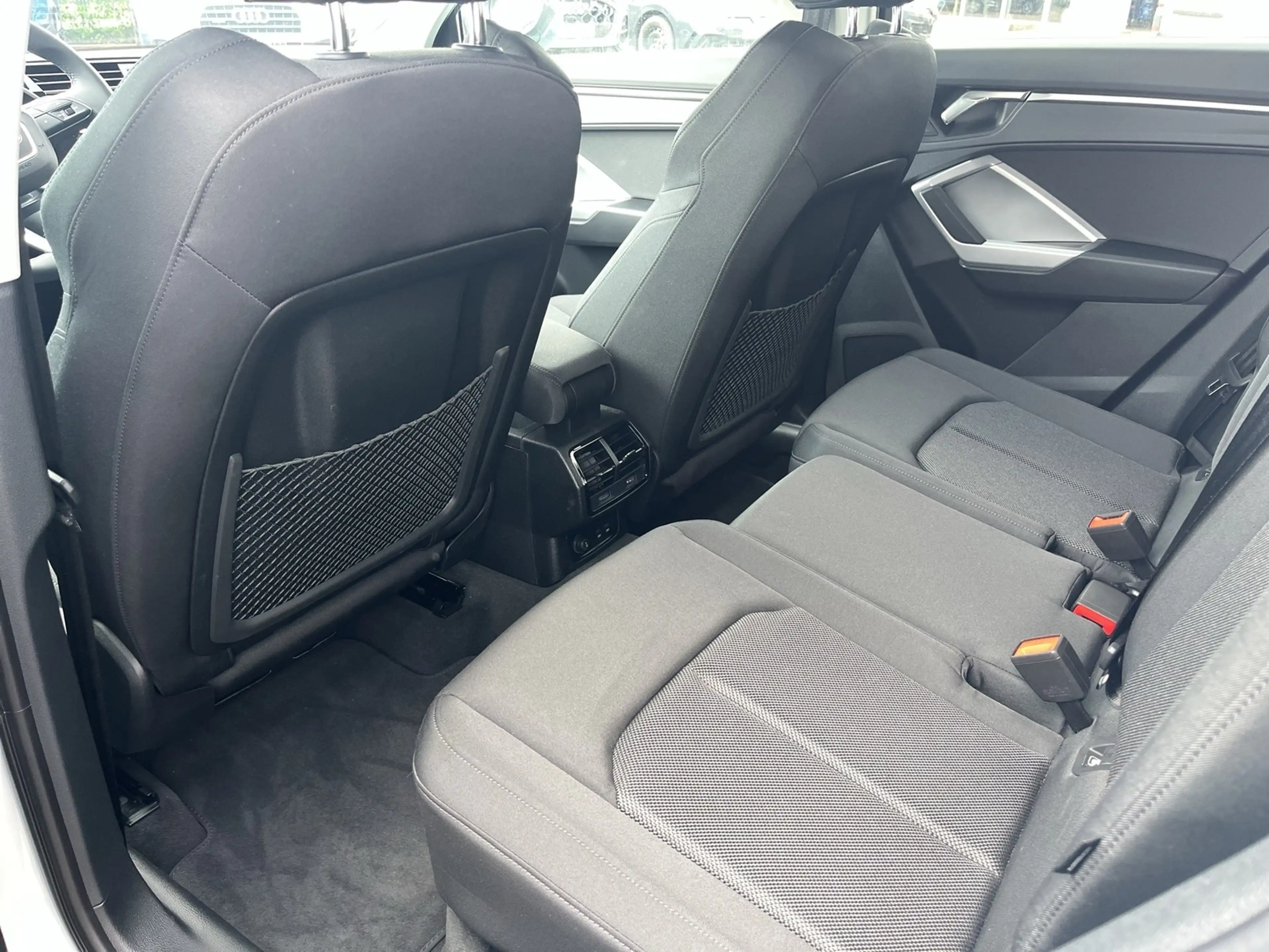 Audi Q3 advanced 35 TFSI 110(150) kW(PS)S tronic — photo 7
