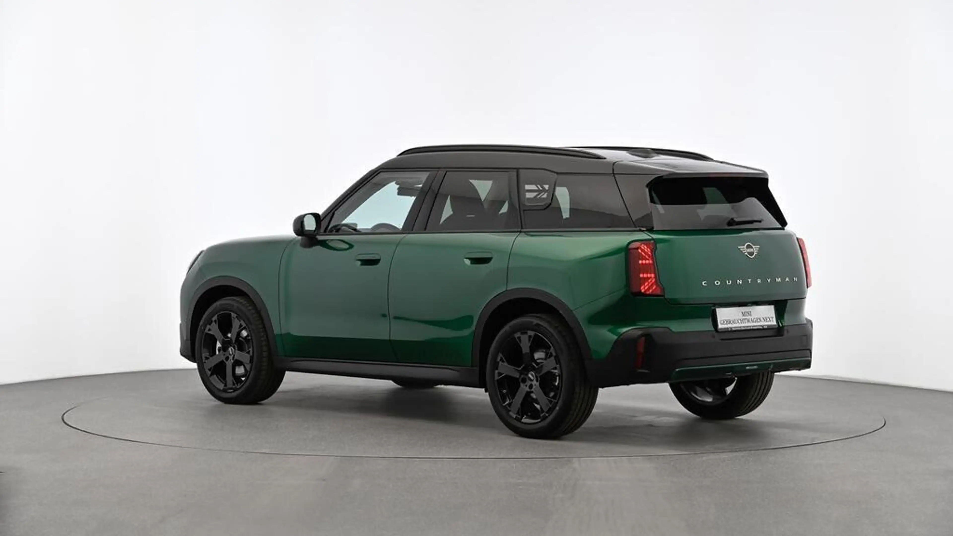 MINI Countryman C Classic Trim — photo 4