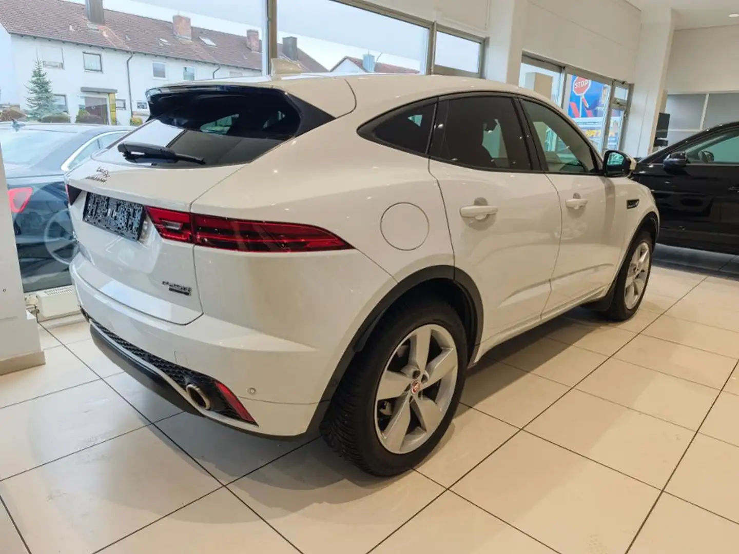 Jaguar E-Pace R-Dynamic SE P250 AWD Ambi*Leder*360*AUT Blanc - 2
