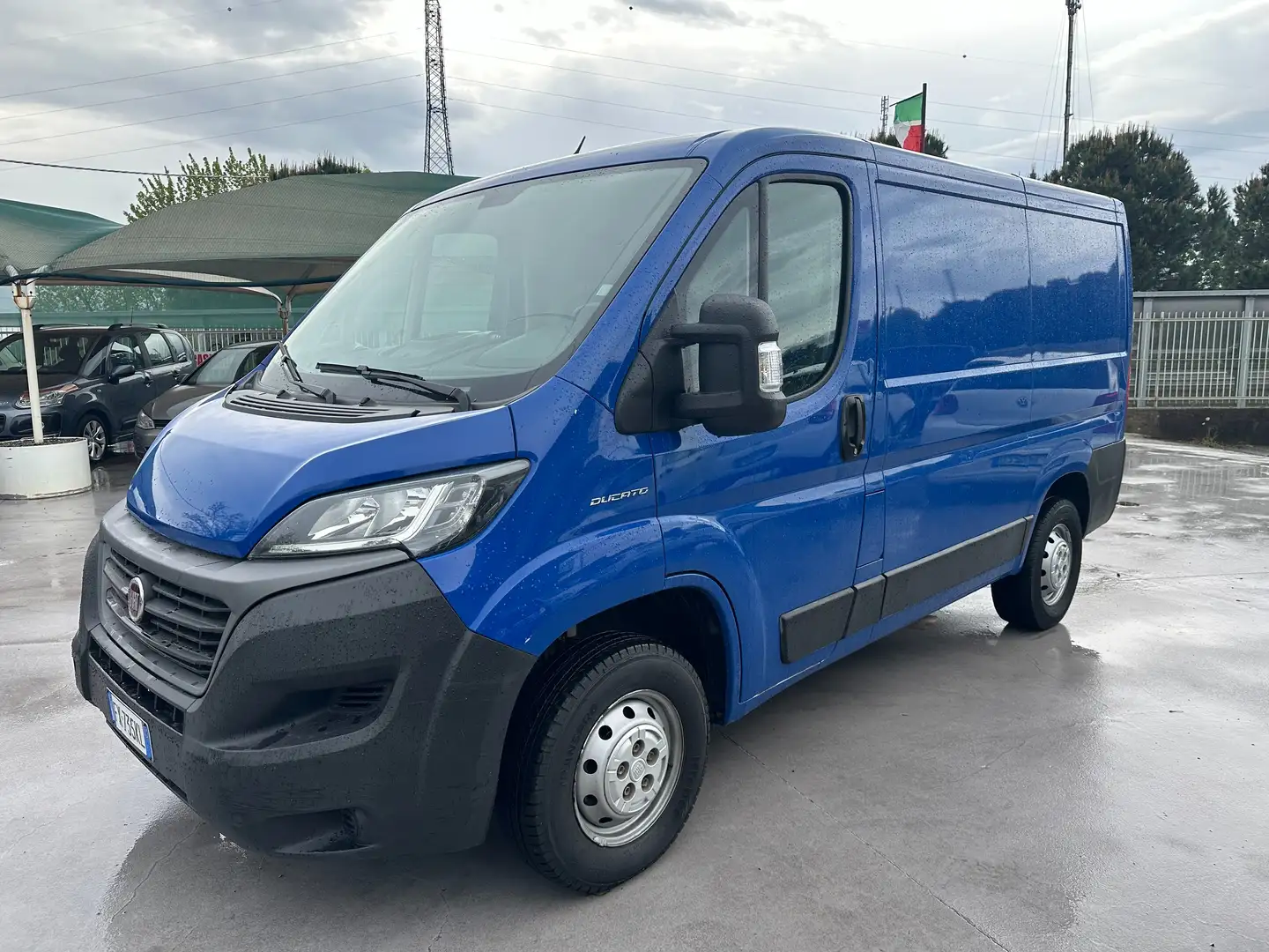 Fiat Ducato DUCATO 30 2.3JTDM 120cv EURO 6 Blauw - 1