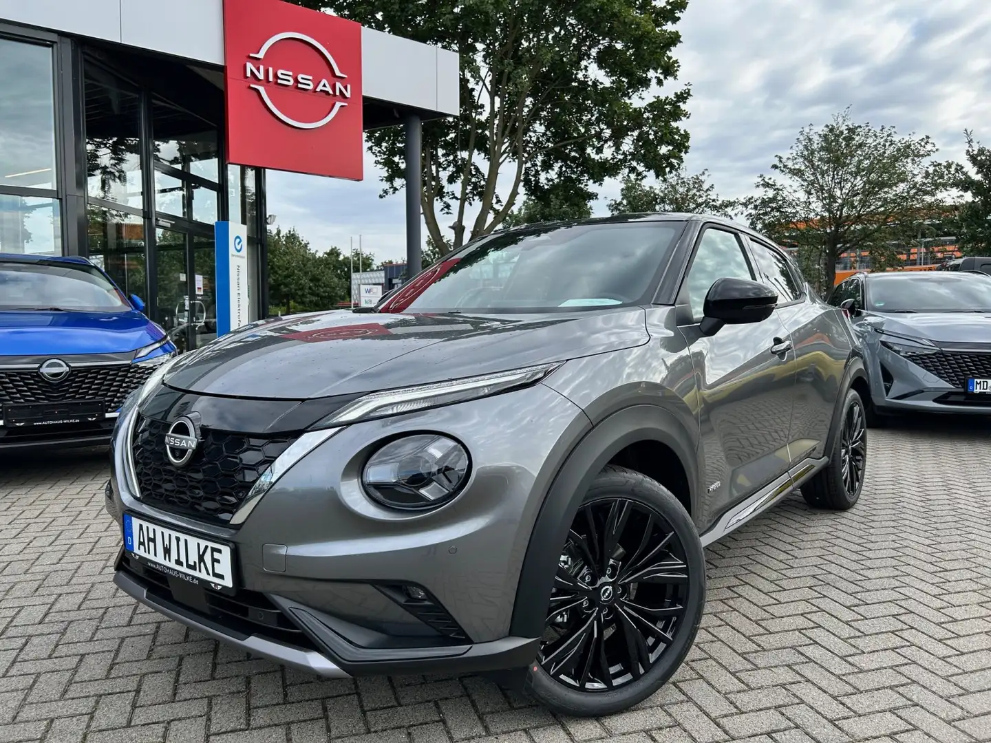 Nissan Juke 1.6 Hybrid 4AMT N-Sport Pro PILOT - AUF LAGER Grau - 1