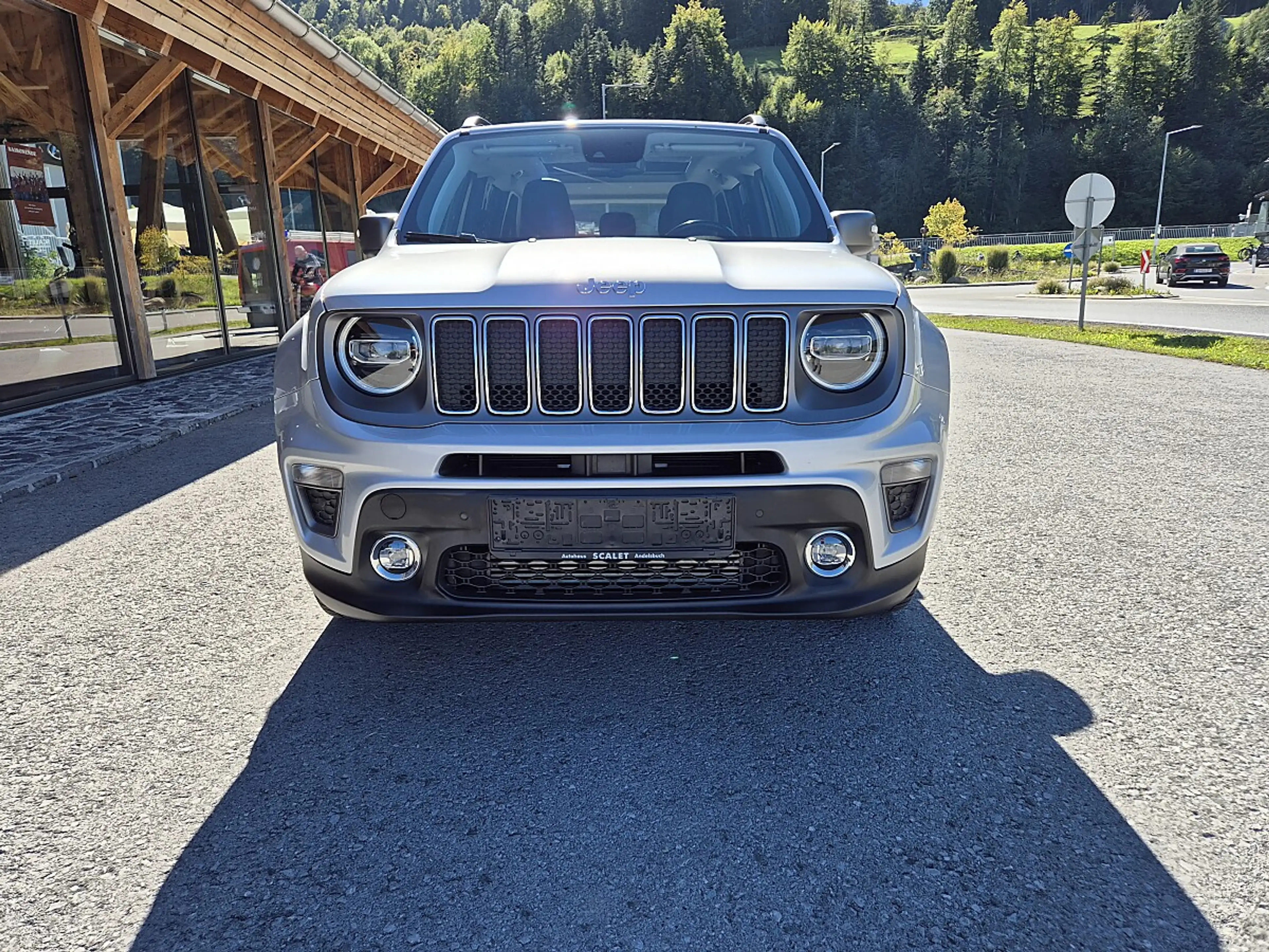 Jeep Renegade 2,0 MultiJet II AWD 6MT 140 Limited — photo 8