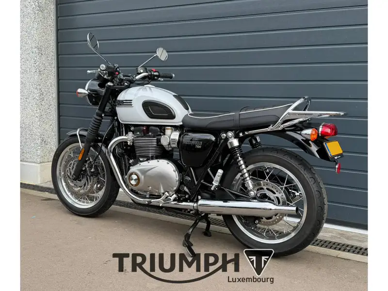 Triumph Bonneville T120 - foto 2