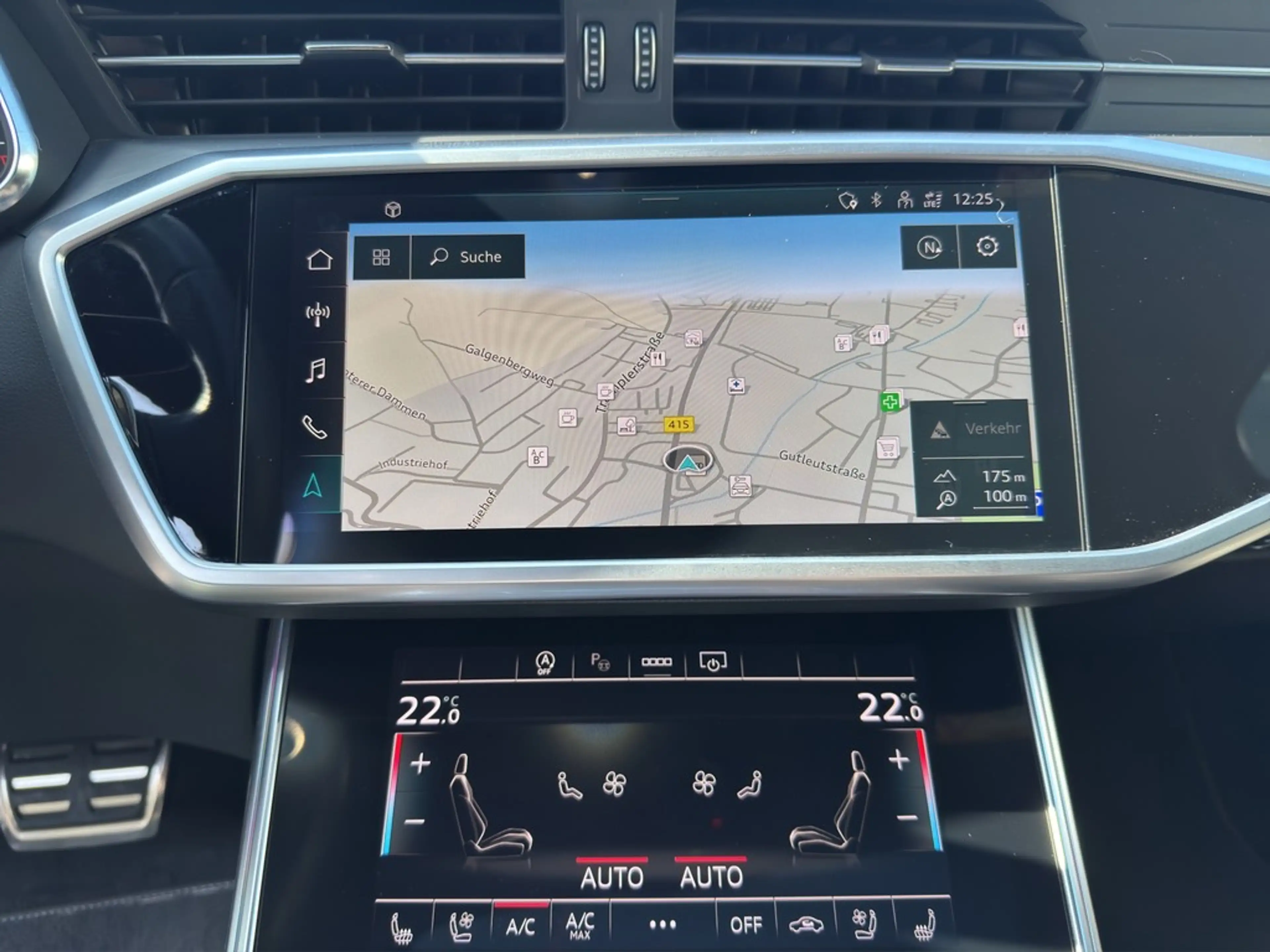 Audi S6 Avant Quattro TDI Luftfederung AHK Pano B&O — photo 15