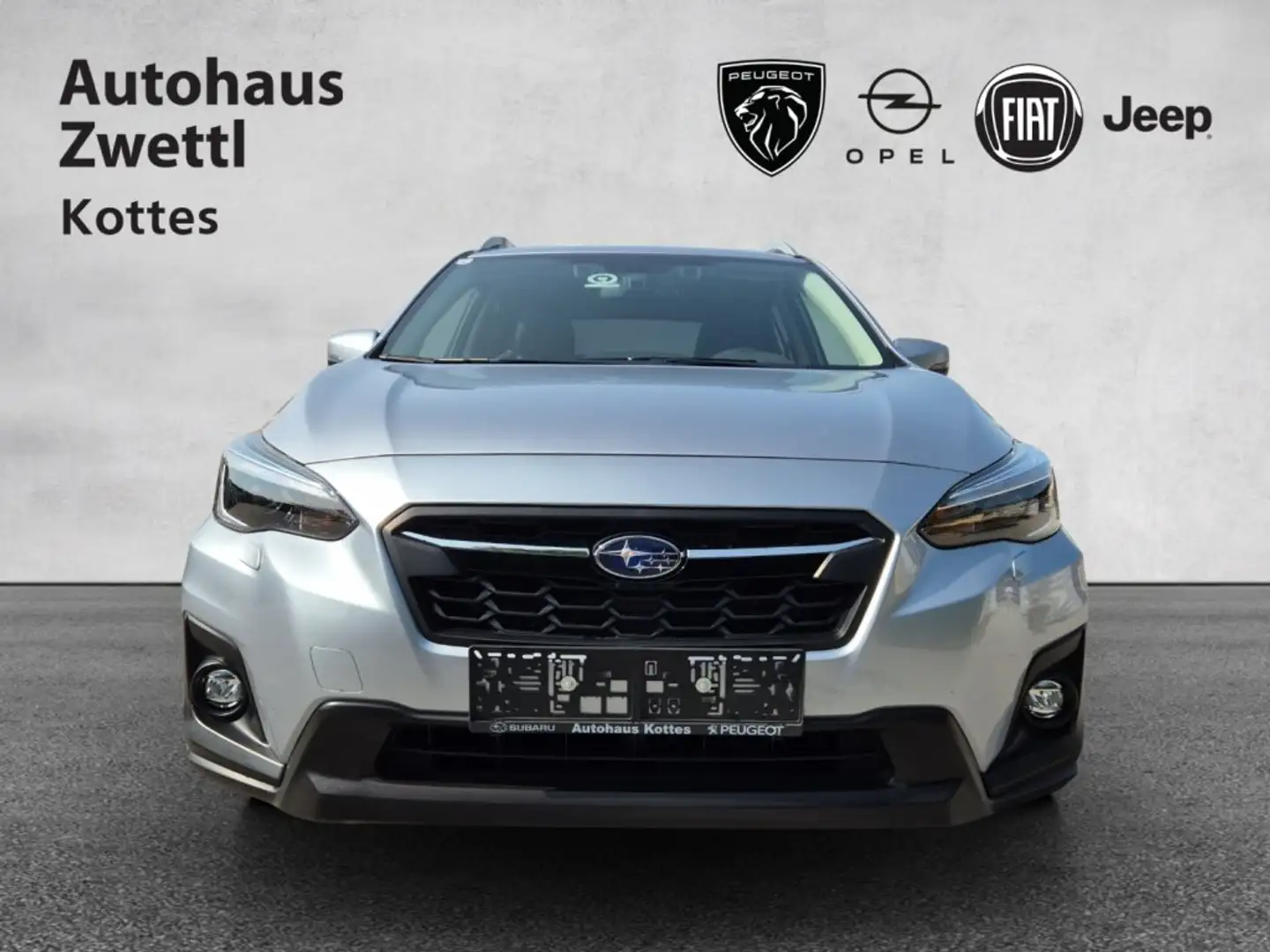 Subaru XV SUBARU XV 1,6i CVT Style Navi Allrad Aut. Grau - 2