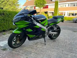 にんにん Kawasaki ZX-R 400 EZ:94 Seitenverkleidung links 55028-1268