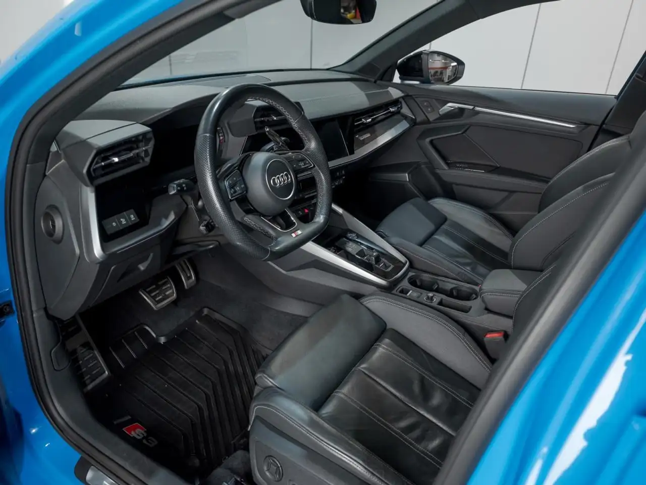 Audi S3 снимка Audi S3