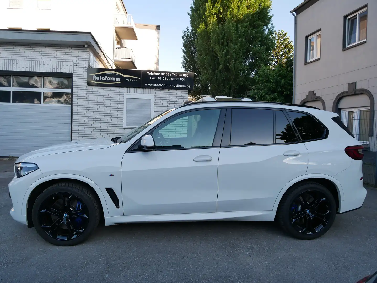 BMW X5 xDrive 30 d M Sport LED HUD Pano KeyGo SoftClo Kam Blanc - 2