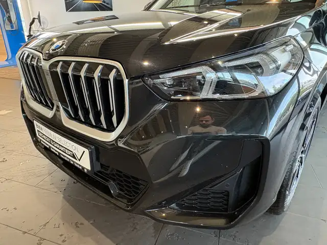 BMW X1 view 11