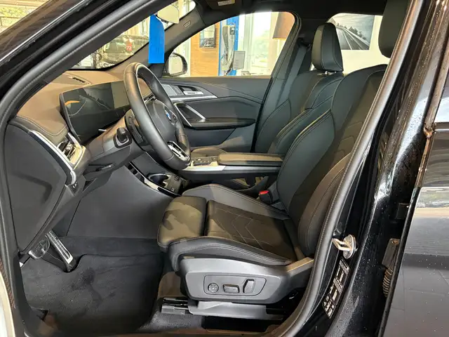 BMW X1 view 14