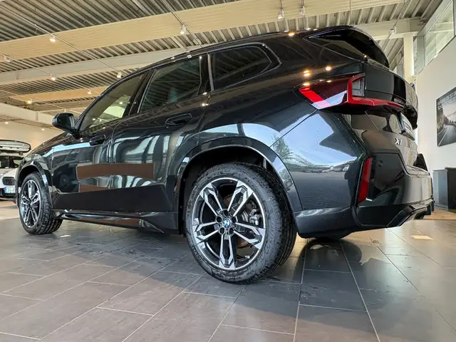 BMW X1 view 7
