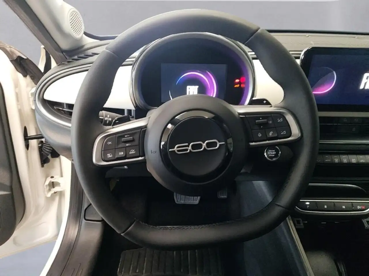 Fiat 600 1.2 hybrid 136cv auto 12
