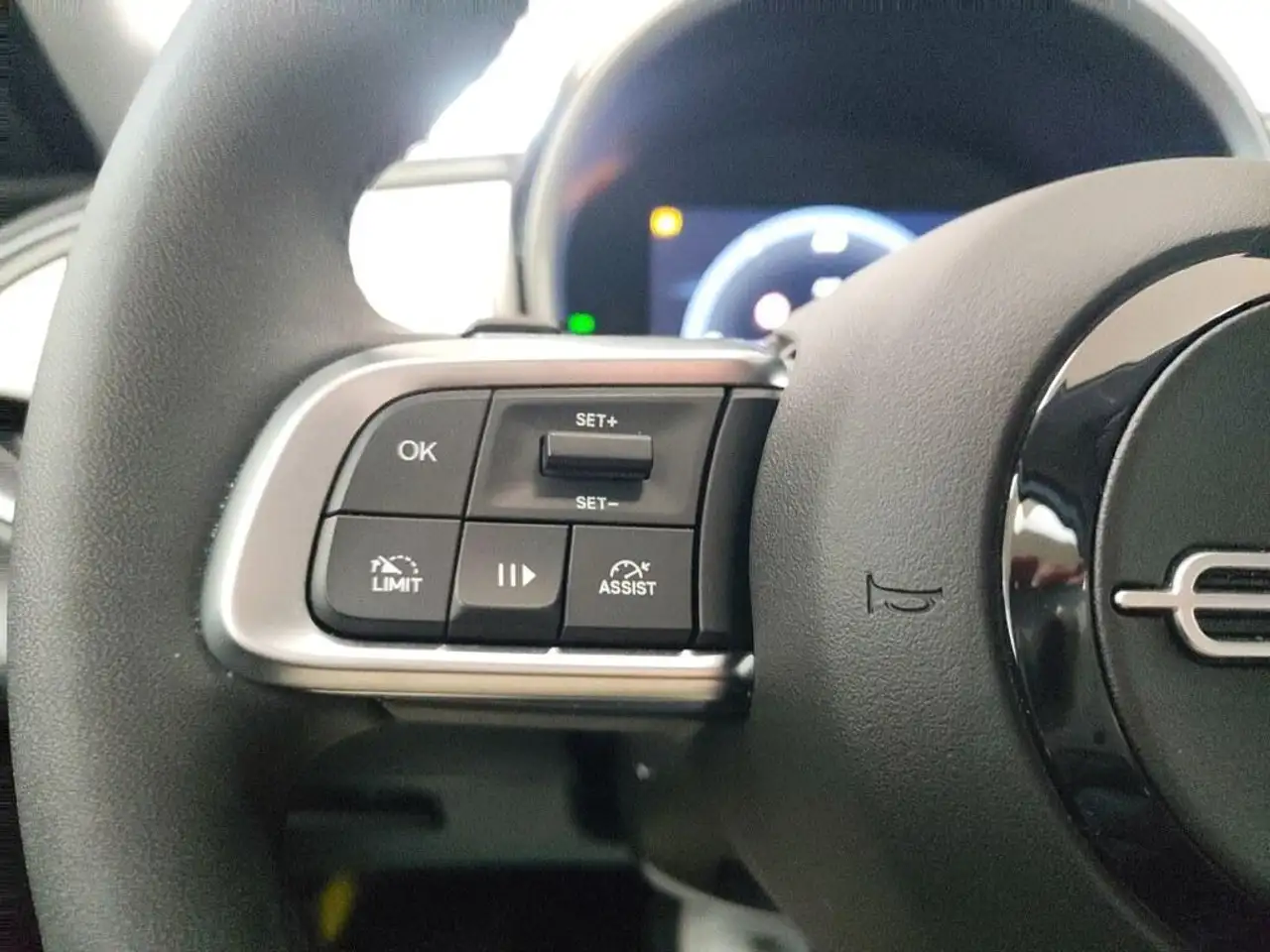 Fiat 600 1.2 hybrid 136cv auto 16