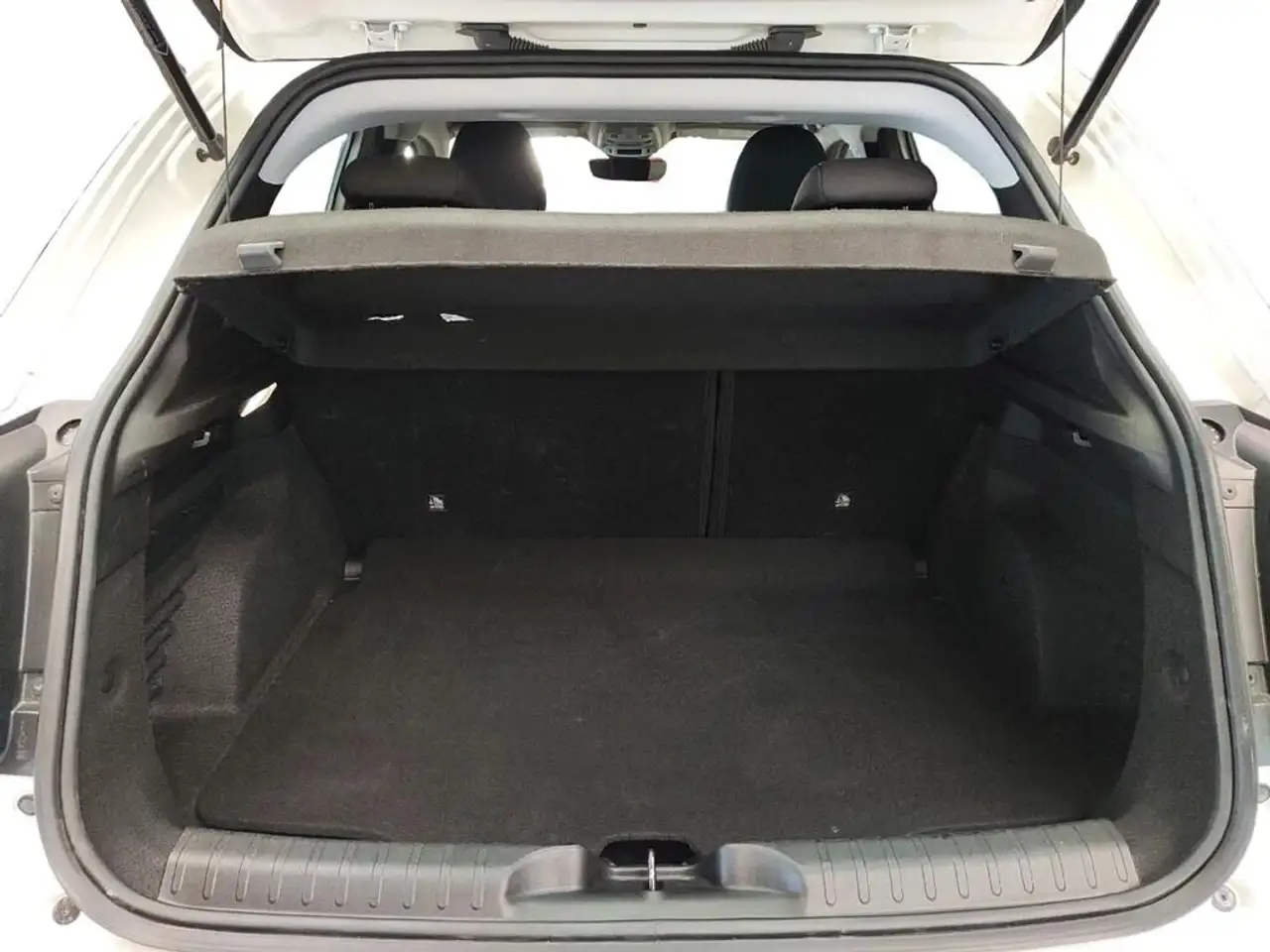 Fiat 600 1.2 hybrid 136cv auto 15