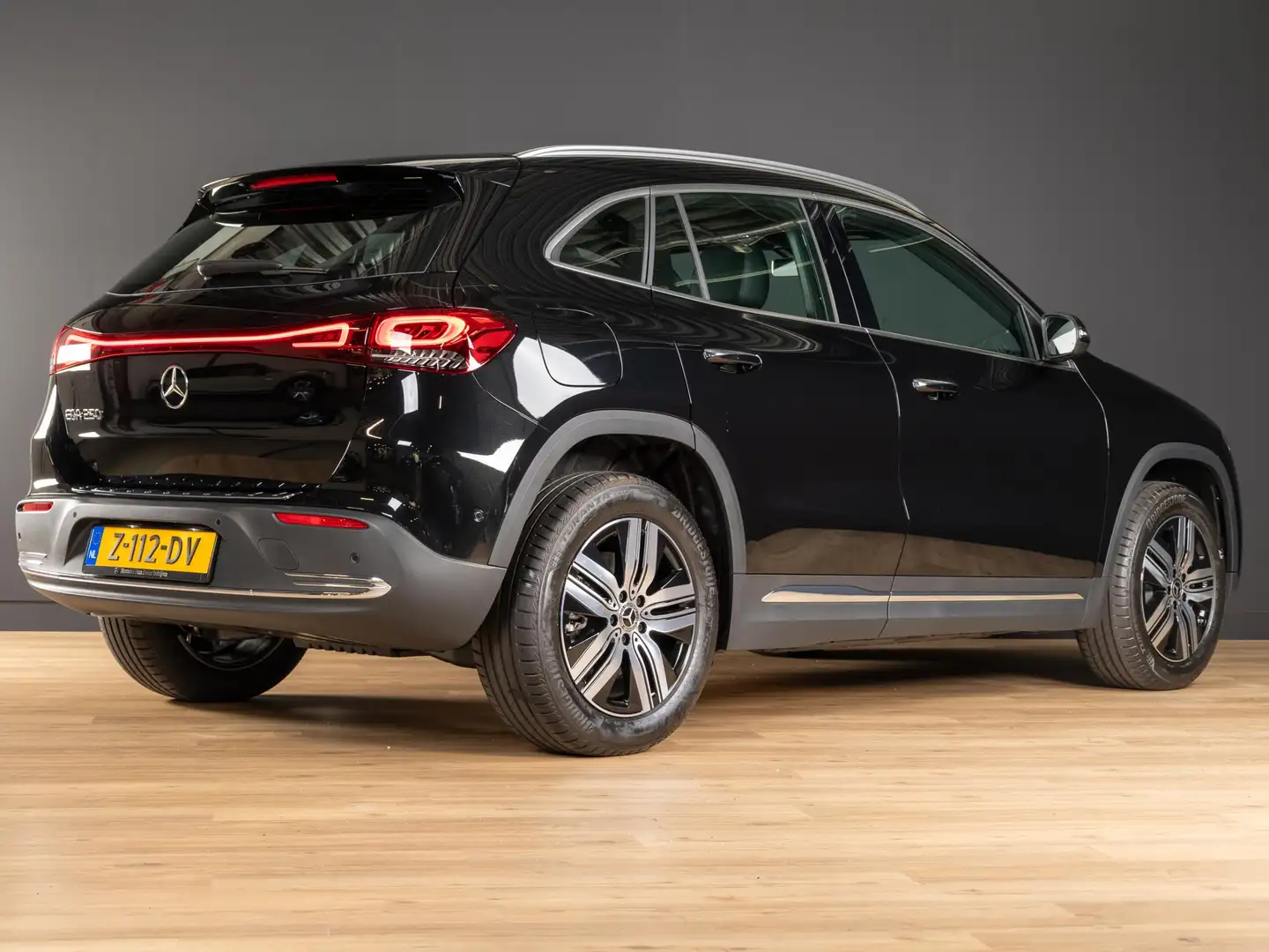 Mercedes-Benz EQA 250 Luxury Line Premium | Panorama dak Noir - 2