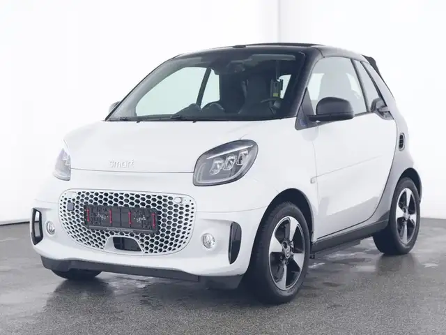 smart forTwo EQ  cabrio 22 KW Schnelllader LED/PTC/KAM./WINTER/