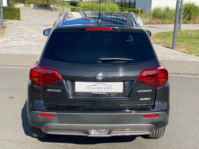 Suzuki Vitara view 8