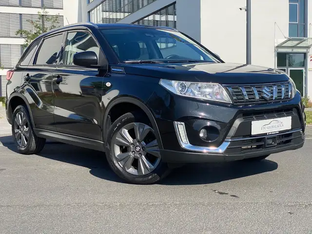 Suzuki Vitara view 2