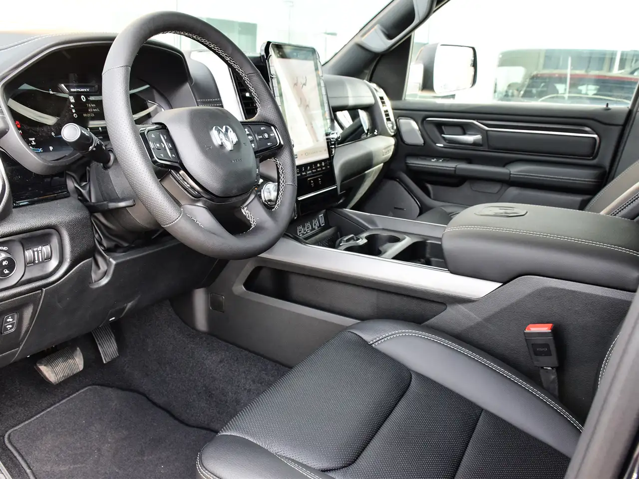 RAM 1500 снимка RAM 1500