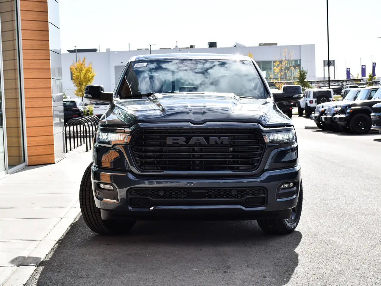 RAM 1500 снимка RAM 1500