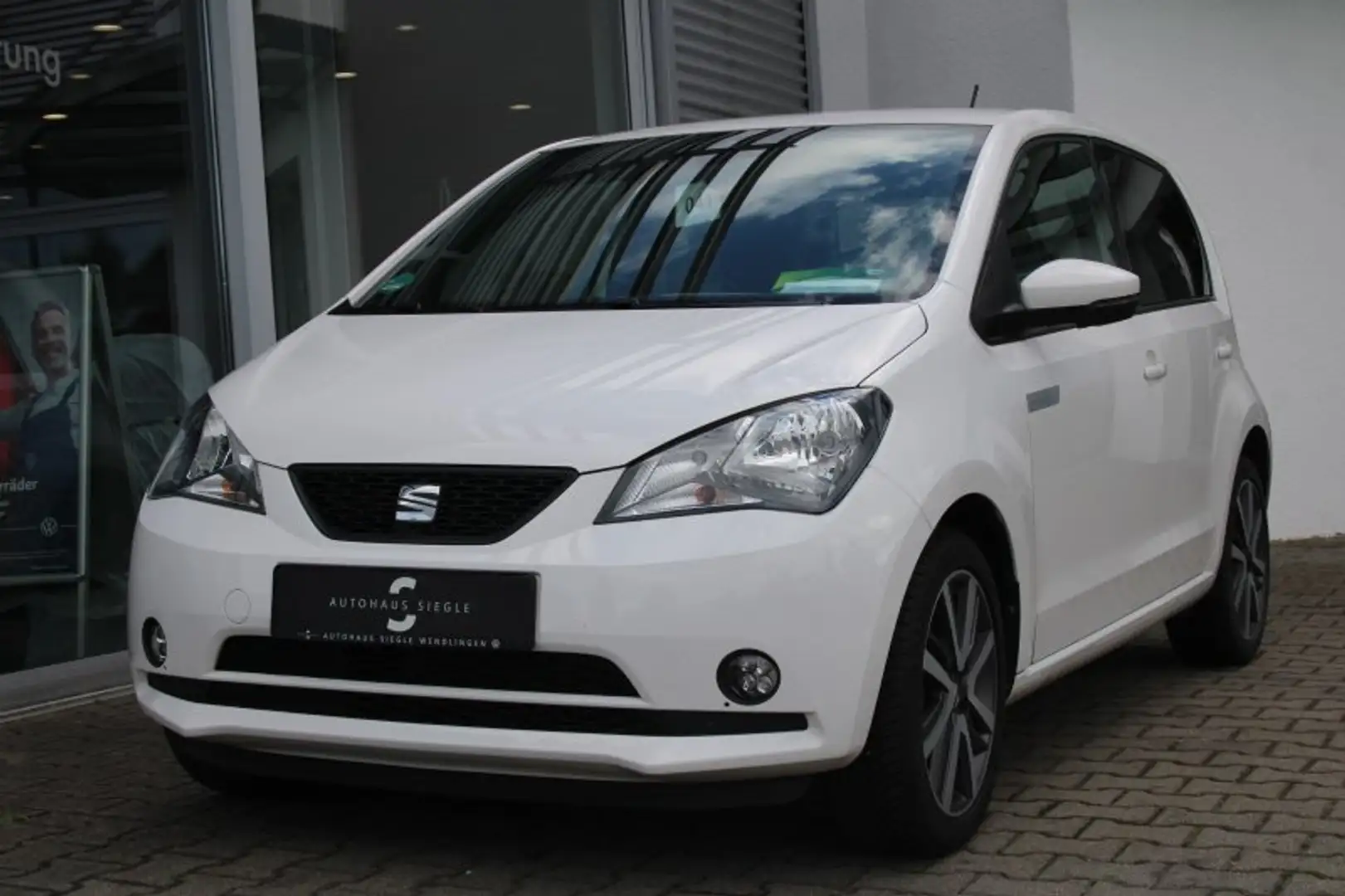 SEAT Mii electric Plus 5-Türen CCS Parktronic Tempomat Sitz Weiß - 2