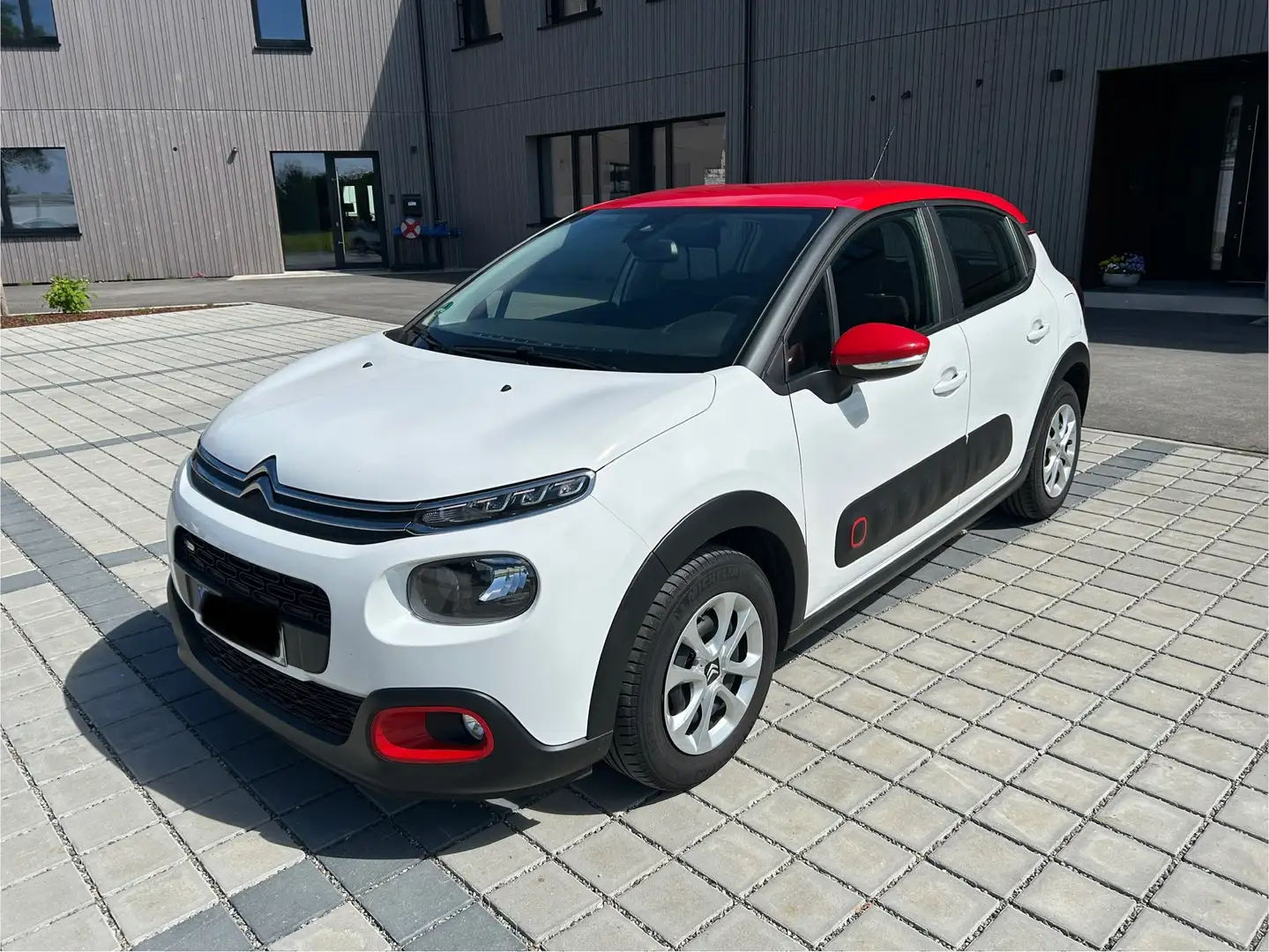 Citroen C3 C3 Pure Tech 82 FEEL Weiß - 1