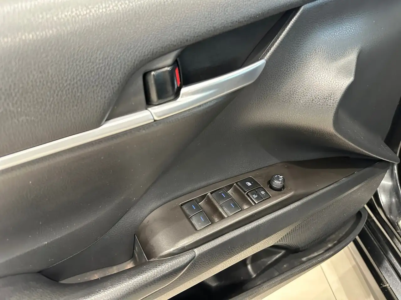 Toyota Camry снимка Toyota Camry