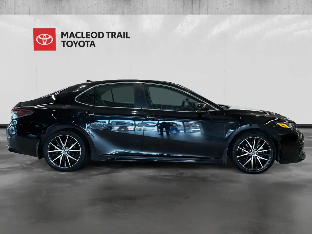 Toyota Camry снимка Toyota Camry