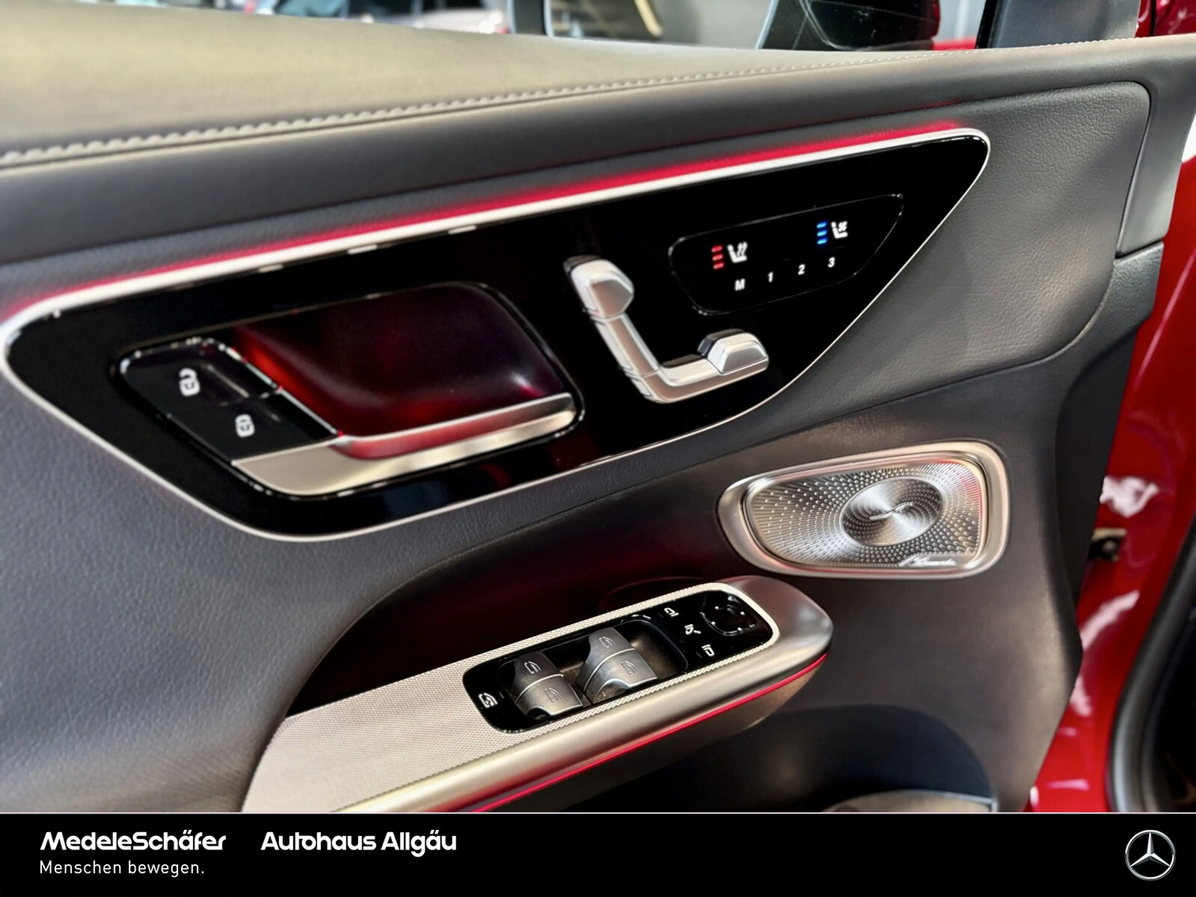 Mercedes-Benz GLC 400 GLC 400 e 4M AMG Night Premium 20" Pano 3D 360° — photo 7