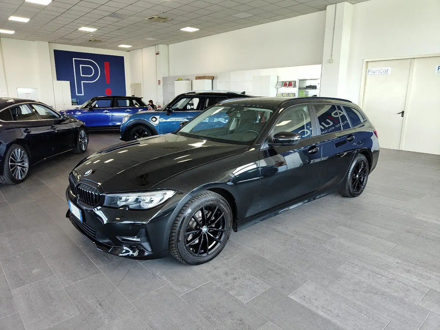 BMW 320 d XDrive 48V MHEV Touring Auto Navi Fari LED Noir - 1