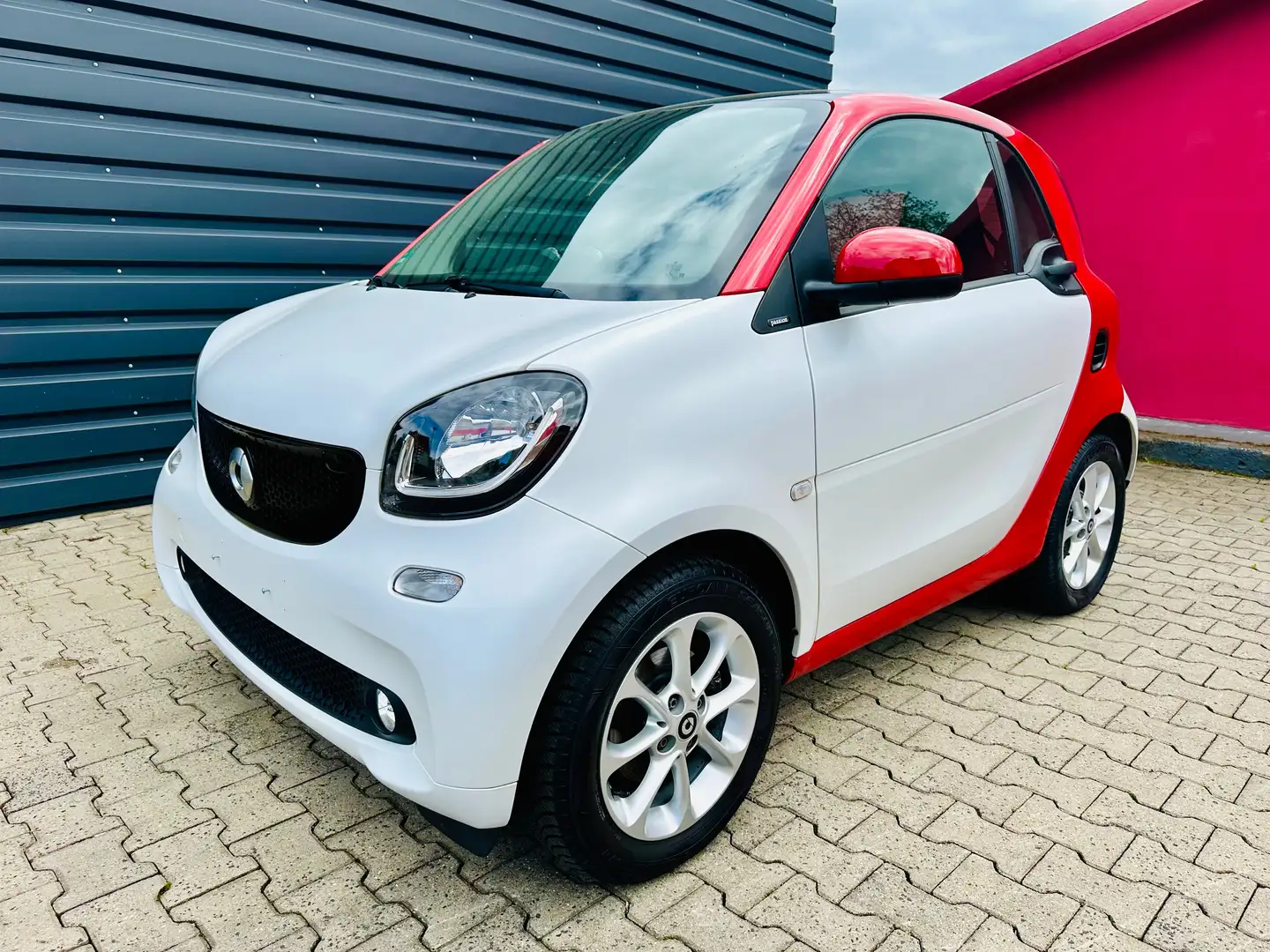 smart forTwo Basis 66kW (453.344) Rot - 1