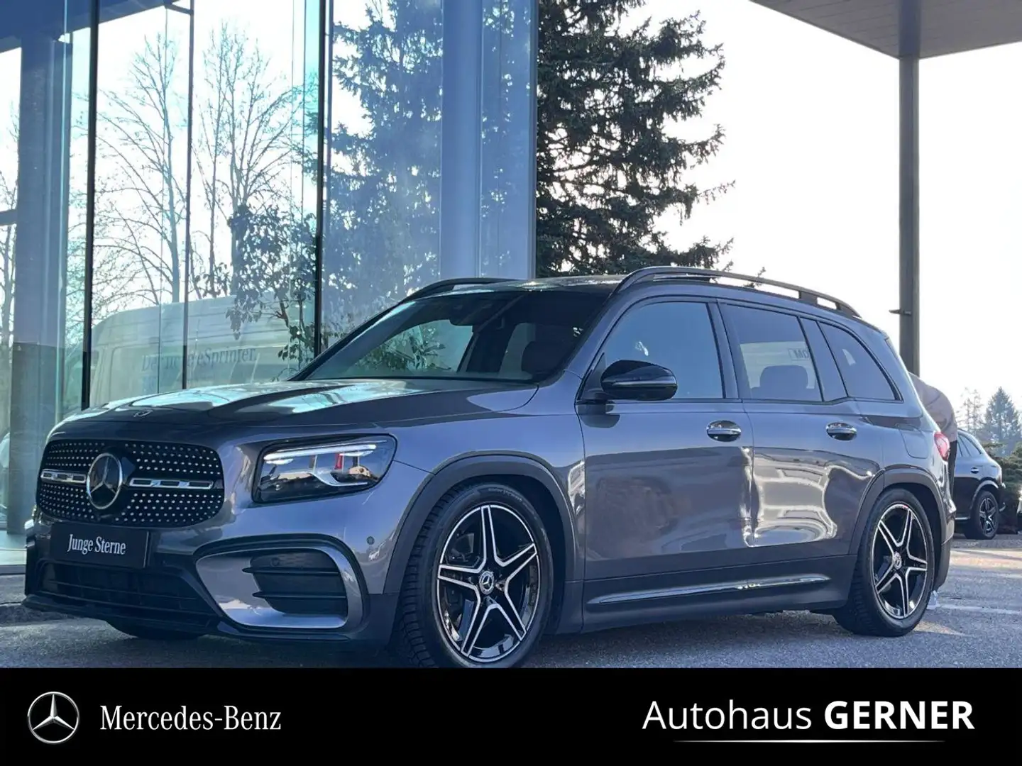 Mercedes-Benz GLB 200 d 4MATIC AMG Line ACC el.Heck ParkAss. Grau - 1