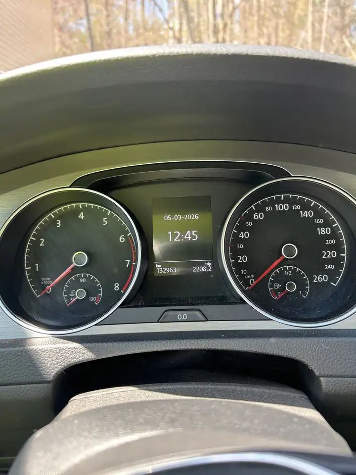 Volkswagen Golf снимка Volkswagen Golf