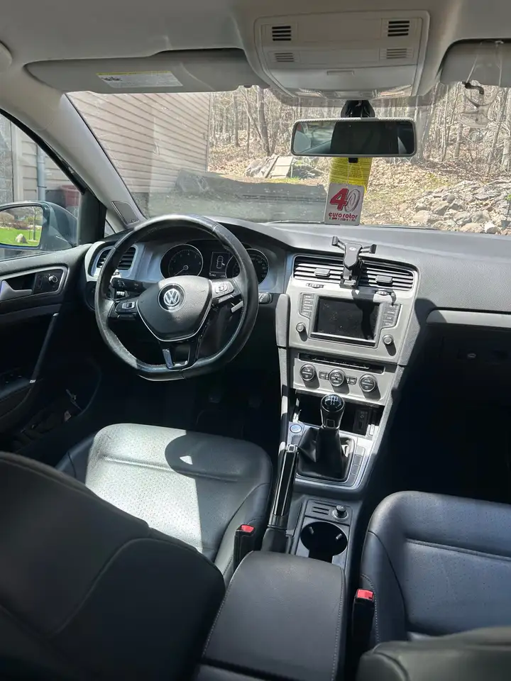 Volkswagen Golf снимка Volkswagen Golf