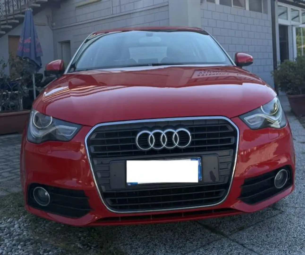 Audi A1 A1 1.4 tfsi Ambition 122cv 119g s-tronic Rood - 1