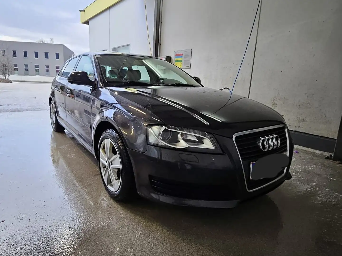 Audi A3 SB 1,9 TDI e DPF Grau - 1