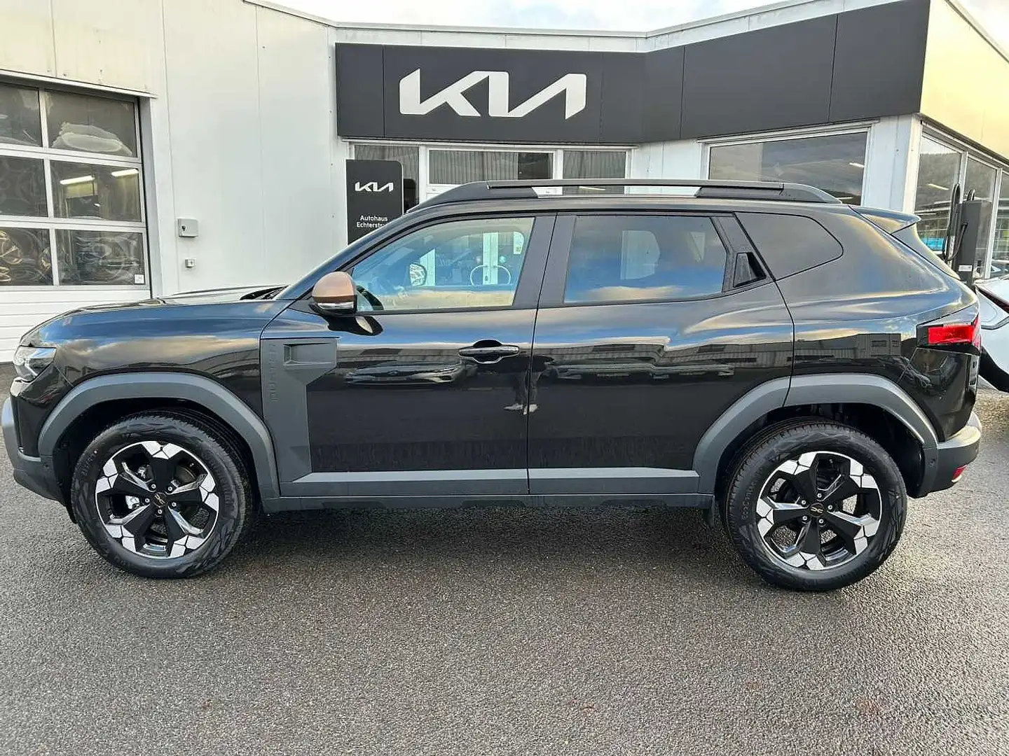 Dacia Duster TCe 130 Extreme +SHZ+360°KAM Schwarz - 2