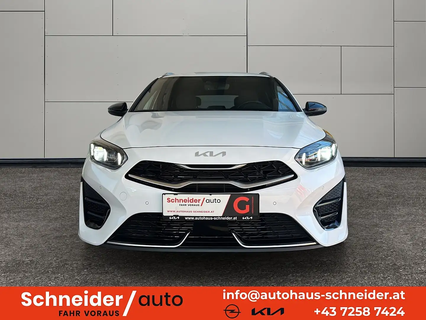 Kia Ceed SW / cee'd SW ceed SW 1,5 TGDI GT-Line Weiß - 2