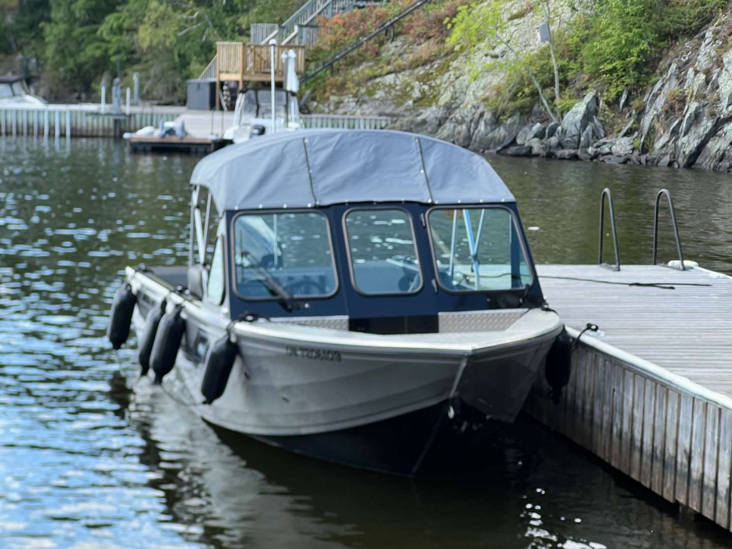 Crestliner for $ 82,500