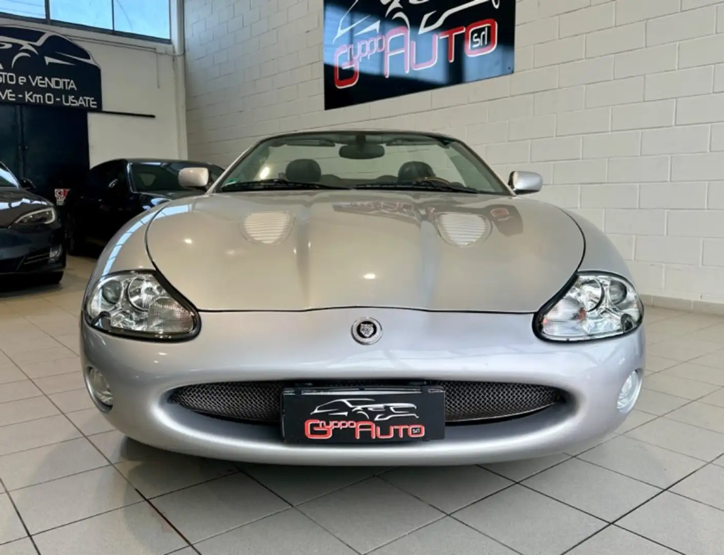 Jaguar XKR 4.0 Convertibile Plateado - 2